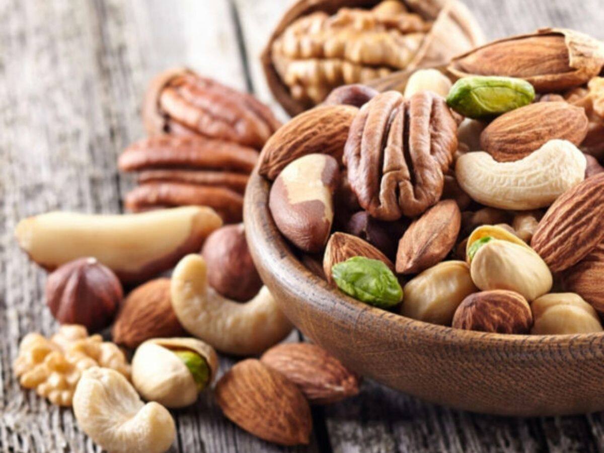 Add The Goodness Of Nuts In Your Diet To Fight The Signs Of Ageing